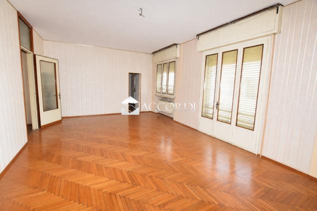 PALAZZO di 9 vani e di 350 mq (MONTEBELLUNA) rif. PE27 - Foto 12