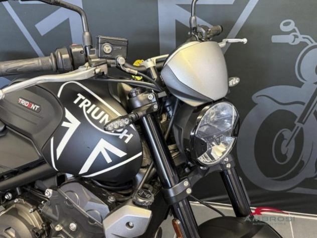 TRIUMPH Trident 660 TRIDENT rif. 23898843 - Foto 4