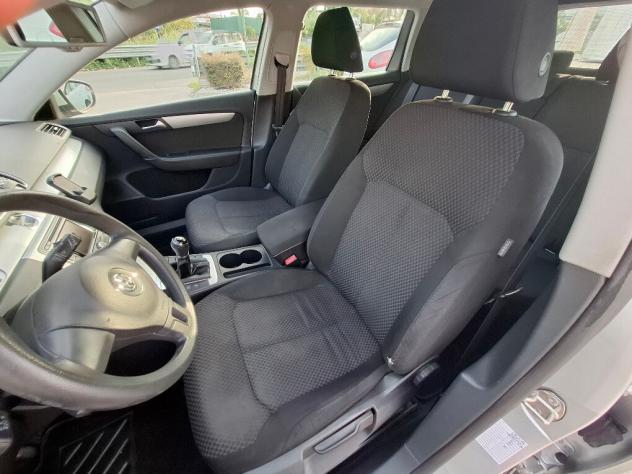 Volkswagen Passat 1.6 TDI 105CV BlueMotion - Foto 10