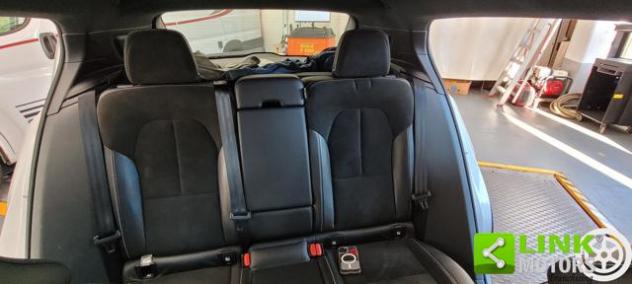 VOLVO XC40 D4 AWD Geartronic R-design rif. 24074485 - Foto 8