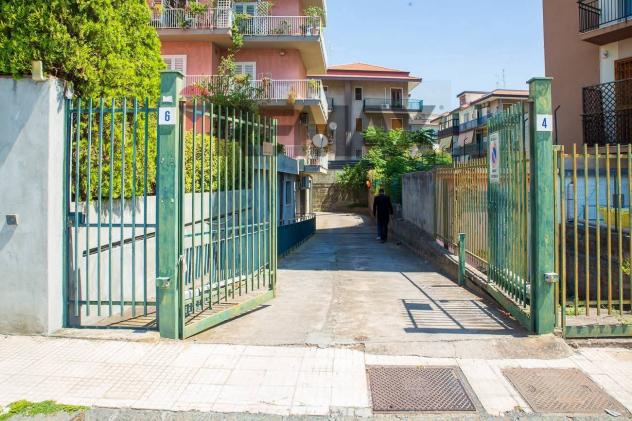 Magazzino in vendita a Acireale