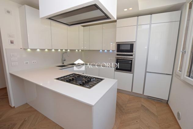 APPARTAMENTO di 4 vani e di 145 mq (CASTELFRANCO VENETO) rif. SW184 - Foto 9