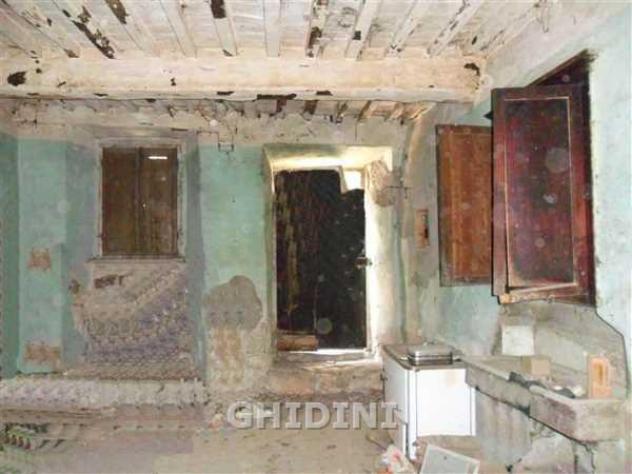 APPARTAMENTO INDIPENDENTE di 4 vani e di 90 mq (ROCCASTRADA - CENTRO STORICO) rif. 1105.262M - Foto 2