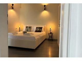 Interno 24