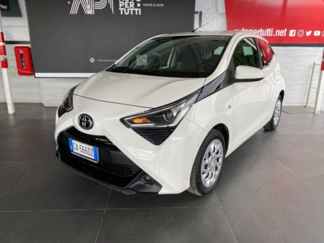 TOYOTA Aygo Connect 1.0 VVT-i 72 CV 5p x-play rif. 20379242 - Foto 2