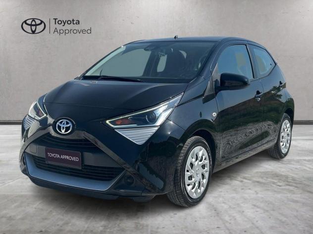 Toyota Aygo 2ª serie Connect 1.0 VVT-i 72 CV 5 porte x-play MMT