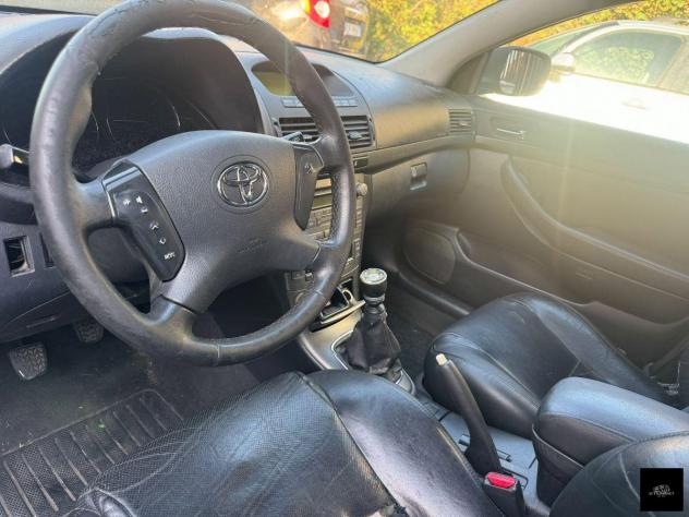 TOYOTA - Avensis - 2.2 D-4D 16V - Foto 5