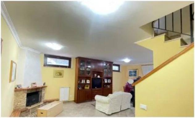 Immobile in asta di 156 m² con più di 5 locali e box auto in vendita a Bracciano - Foto 6