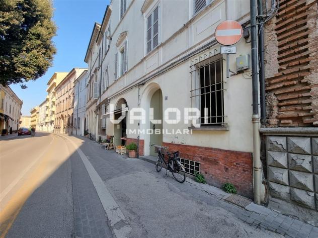 UFFICIO AL PIANO TERRA CON CANTINA E POSTO AUTO PRIVATO - Foto 6