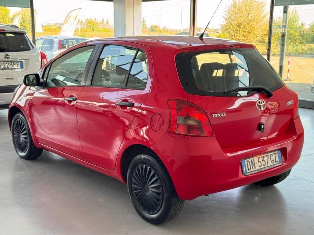 Toyota Yaris 1.0 5 porte - Foto 6