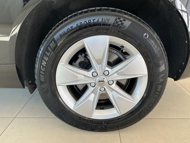 Volvo XC60 B4 D automatico Core - Foto 9