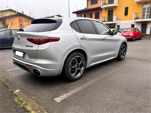 Alfa Romeo Stelvio 2.2 Turbodiesel 160 CV AT8 RWD Sport-Tech - Foto 6