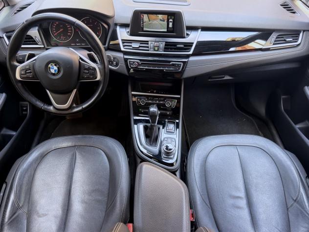 BMW Serie 2 Active Tourer 218d Active Tourer Luxury 2.0 150cv - Foto 9