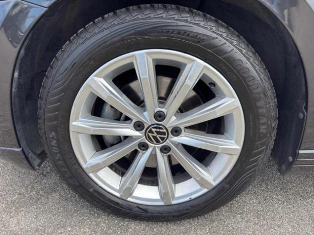 VOLKSWAGEN Passat Variant 2.0 TDI SCR 122 CV EVO DSG Business rif. 23983102 - Foto 4