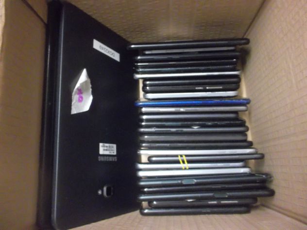 STOCK TELEFONIA E TABLET FUNZIONANTI E ALTRI DA SISTEMARE 65 PEZZI ALTE INFORMAZ - Foto 4