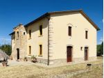CASALE di 15 vani e di 627 mq (GAVORRANO - Giuncarico) rif. CAM..36