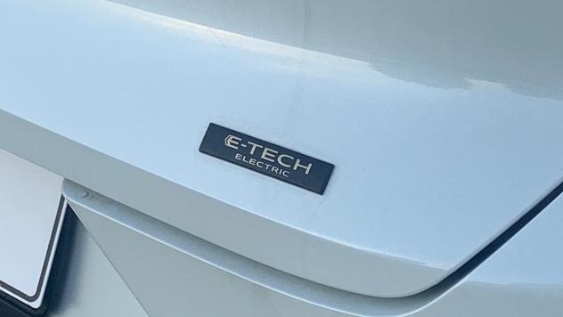 Renault Scénic E-Tech Iconic long range 220cv - Foto 7