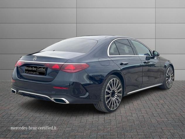 Mercedes-Benz Classe E Classe E- W214 Berlina E 220 d AMG Line Premium auto - Foto 2