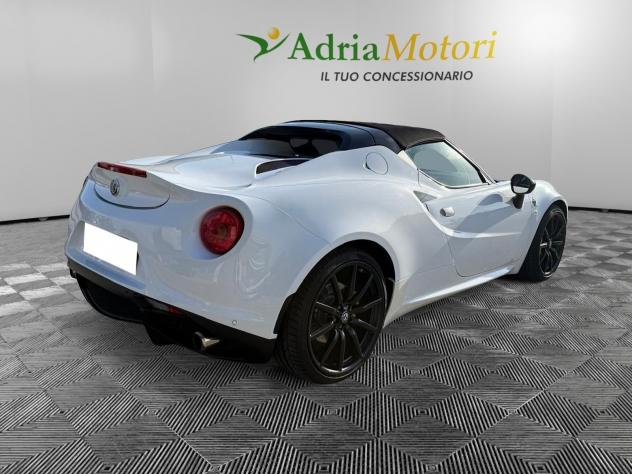 Alfa Romeo 4C 1750 TBi - Foto 5