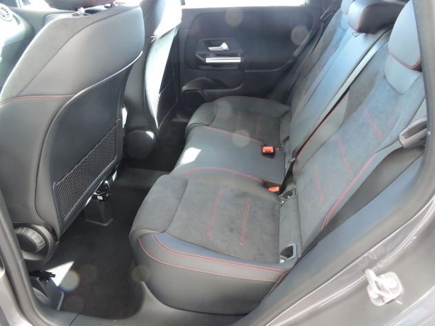 Mercedes-Benz Classe B B 180 d AMG Line Adv Plus - Foto 7
