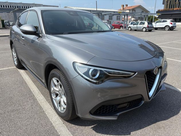 Alfa Romeo Stelvio AT8 Q4 190cv - 2021 - Foto 2