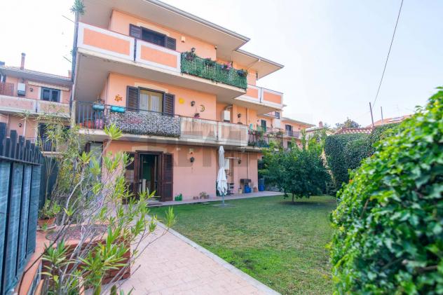 appartamento in vendita a Valverde(CT)