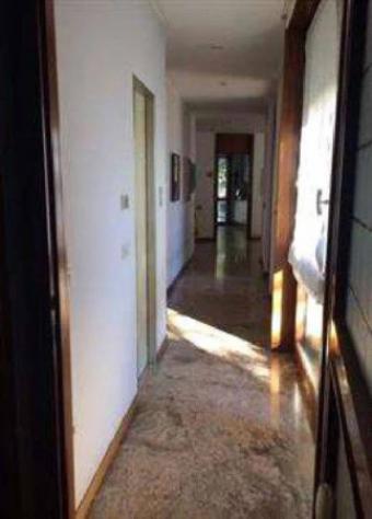 Immobile in asta di 340 m² con più di 5 locali e box auto doppio in vendita a Agrate Brianza - Foto 5