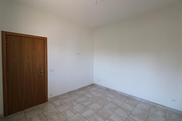 Vendita Bifamiliare da 110 mq con giardino - Foto 8