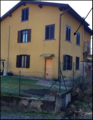 Immobile in asta di 211 m², box auto doppio in vendita a Cuasso al Monte - Foto 2