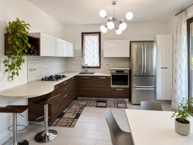 Cucina Essebi completa con frigorifero French Door – 3,20 × 3,70 m - Foto 2