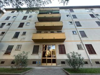 Sala con posto letto matrimoniale
