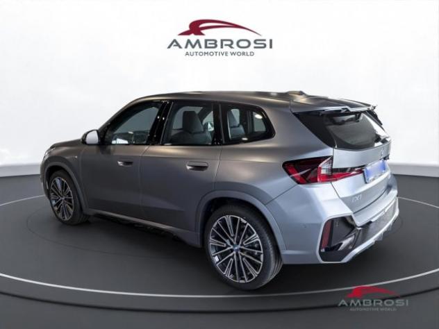 BMW iX1 eDrive20 Xline Premium Package rif. 24211645 - Foto 3