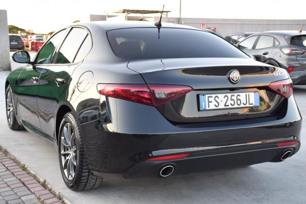 Alfa Romeo Giulia 2.2 Turbodiesel 180 CV Super - Foto 6