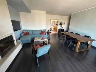 Vedano al Lambro, quadrilocale con terrazzo