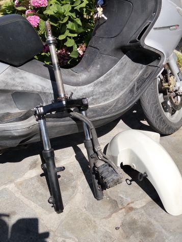 FORCELLA COMPLETA SUZUKI UH 150 BURGMAN DAL 2005 - Foto 2