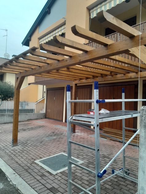 Tettoie in legno lamellare di abete - Foto 2