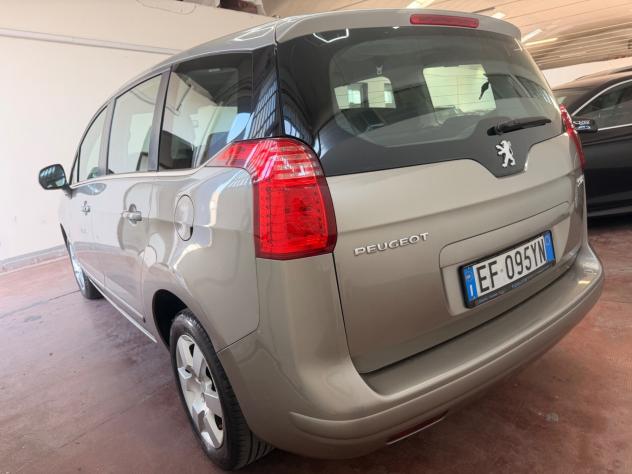 Peugeot 5008 1.6 HDi 112CV 7 posti - Foto 5