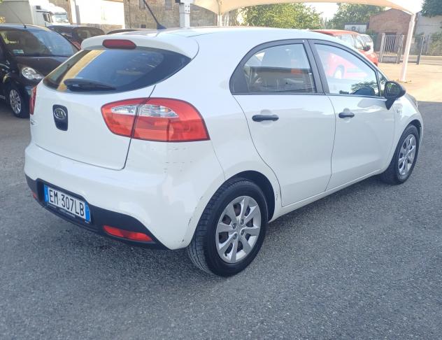 Kia Rio 1.2 CVVT 5p. EX - Foto 5