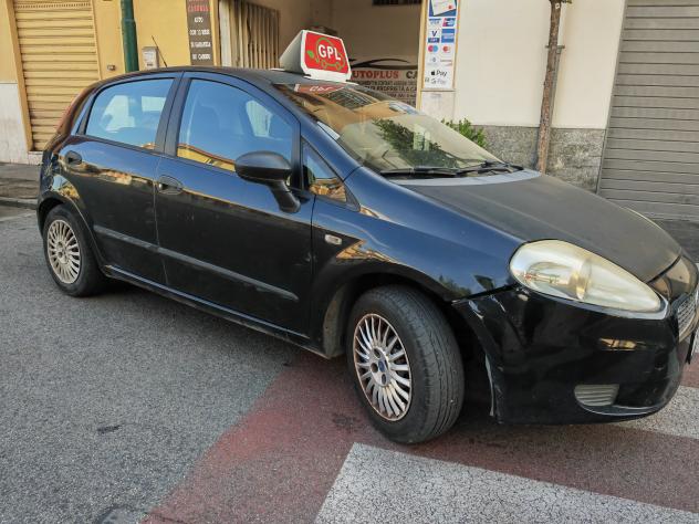 FIAT GRANDE PUNTO 1.3 BENZINA GPL CV77 KW57 - Foto 2