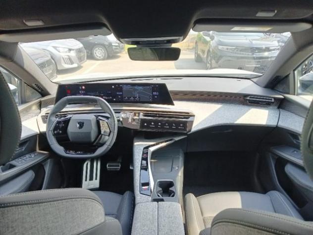 PEUGEOT 5008 GT Hybrid 145 e-DCS6 7 Posti rif. 23790709 - Foto 9