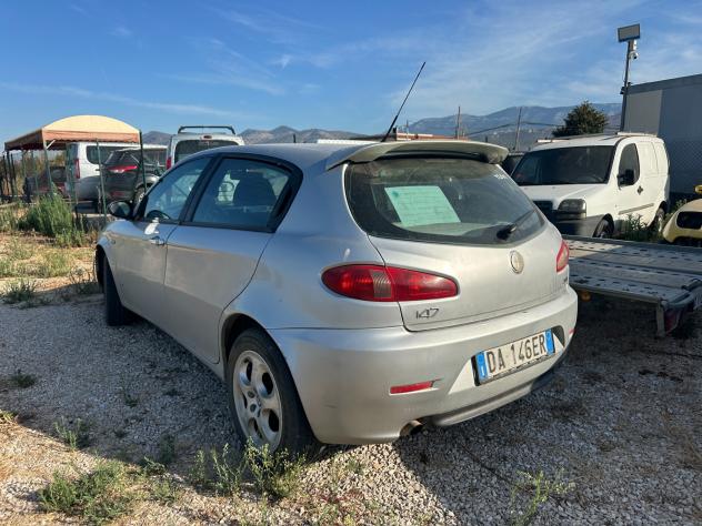 Alfa Romeo 147 1.9 JTD 5 Porte - Foto 3