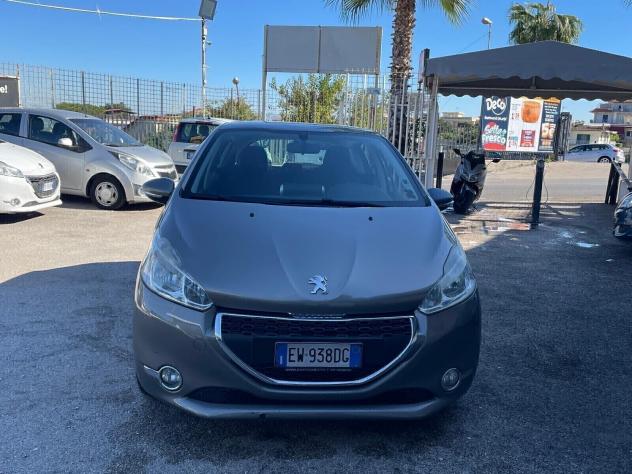 PEUGEOT 208 2014 1.4 GPL MOTORE NUOVO - Foto 2