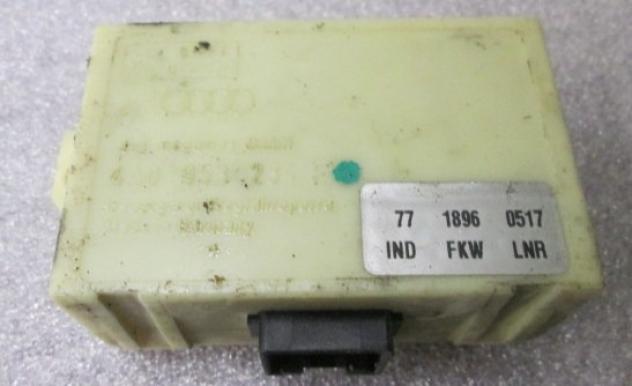 4A0953234F CENTRALINA ANTIFURTO CONTROLLO ALLARME AUDI A4 B5 SW 1.9 D 81KW 5M 5P (1996) RICAMBIO USATO 7718960517