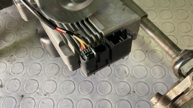 Piantone sterzo elettrico Renault Clio 4 del 2016 (488105110R) - Foto 4