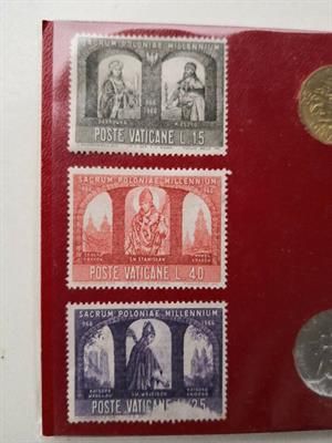 Numismatica e filatelia Città del Vaticano anni '80. - Foto 3