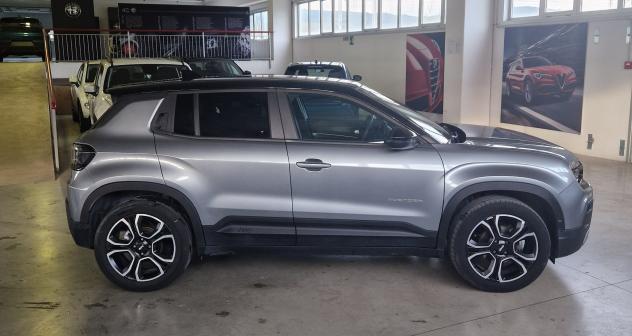Jeep Avenger Avenger 1.2 turbo Summit fwd 100cv - Foto 6