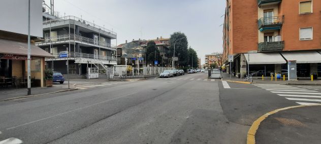 cerco quadrilocale in vendita a Cesano Boscone da privato no agenzie - Foto 2