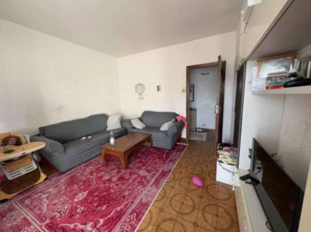 Immobile in asta di 96 m², box auto in vendita a Orsenigo - Foto 2