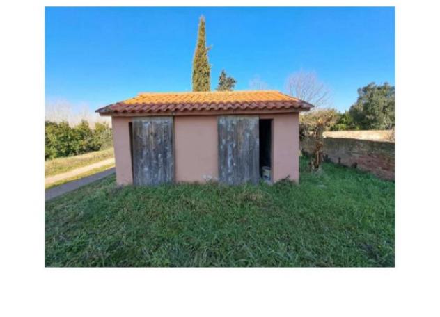 Immobile in asta di 383 m², box auto in vendita a Peccioli - Foto 2