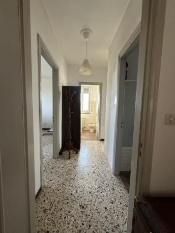Appartamento - Loc. Il Casone (Pitigliano)
Ampio e funzionale appartamento con garage -- Nel cuore della Maremma del Tufo
A soli 5 minuti dallo spett - Foto 4